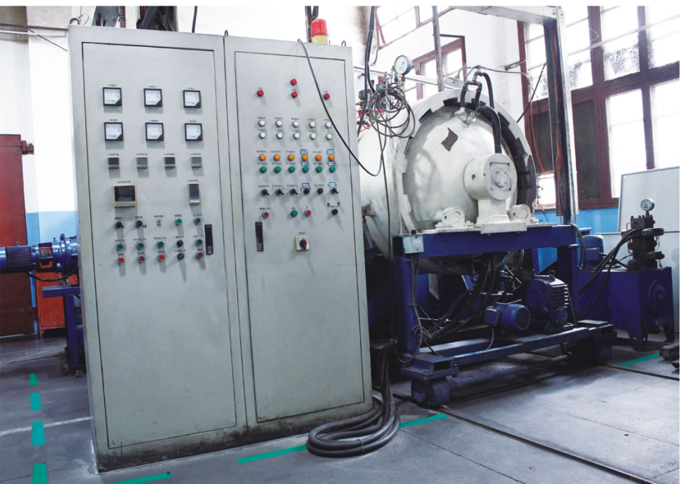 100kg Low-pressure sintering furnace